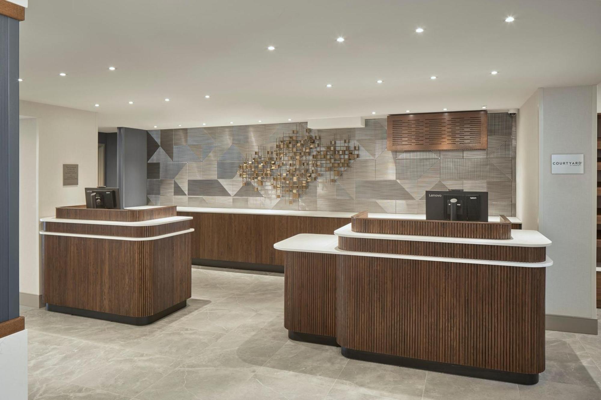Courtyard By Marriott Regina Downtown Exterior foto